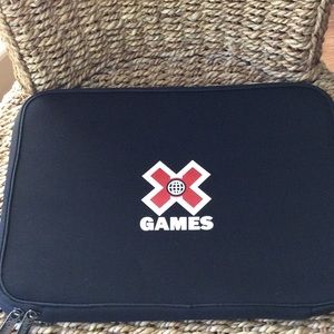X games computer sleeve storage carrier